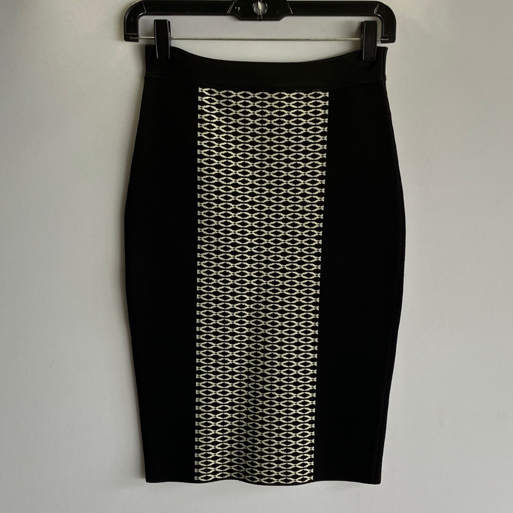 MARCIANO Elegant Black and White Patterned Women's Skirt